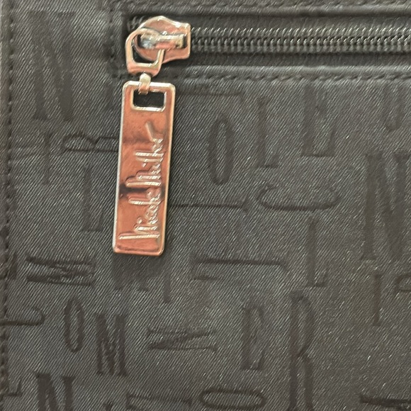 Nicole Miller Black Shoulder Bag - Picture 2 of 13